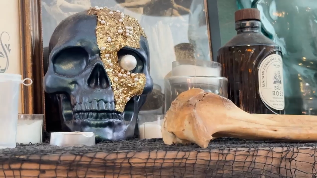 Marietta's Mr. Tombstone's Coffee Emporium mixes Halloween vibes with tasty beverages — Brunswick Schools news